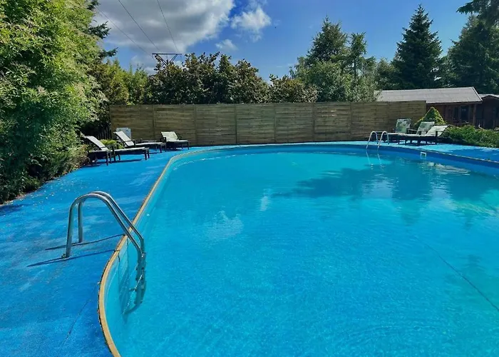 POLARIS B&B-kameralne, rodzinne pokoje i domki z basenem Krynica Morska